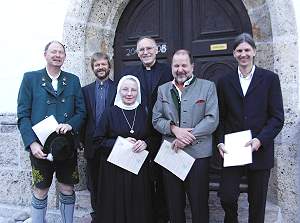 iMA05780501.jpg - "Damit die Kirche im Dorf bleibt" - vier neue Wortgottesdienstleiter aus Ruhpolding